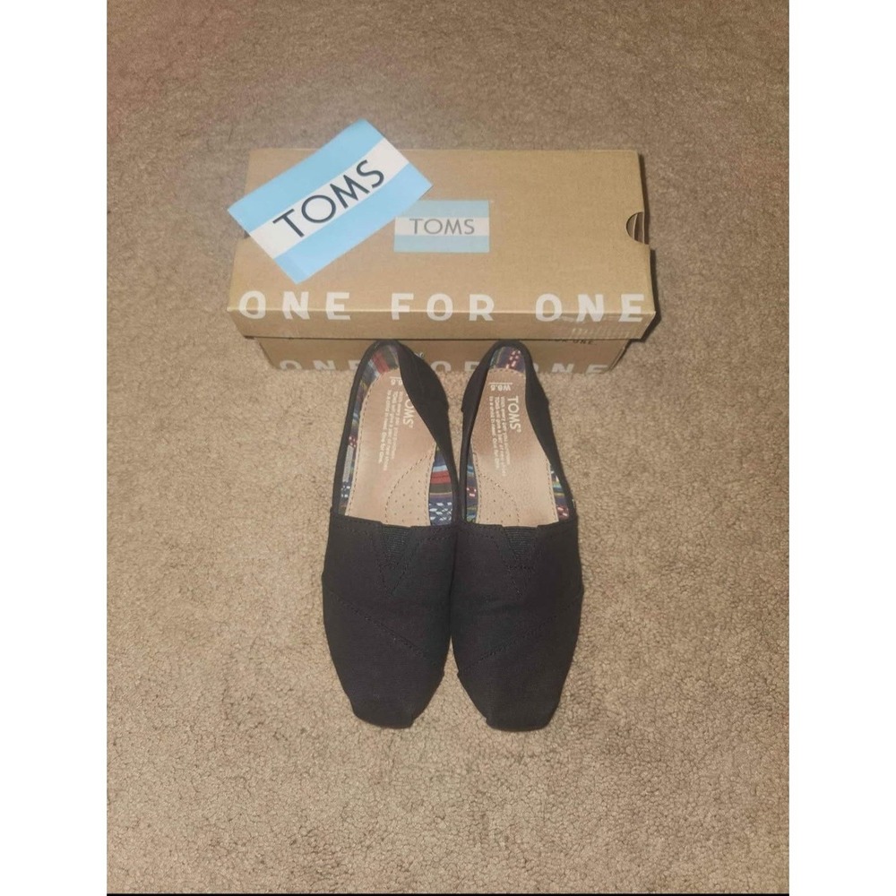 TOMS Women's Canvas Slip-on Shoes, Black, Size 6.5